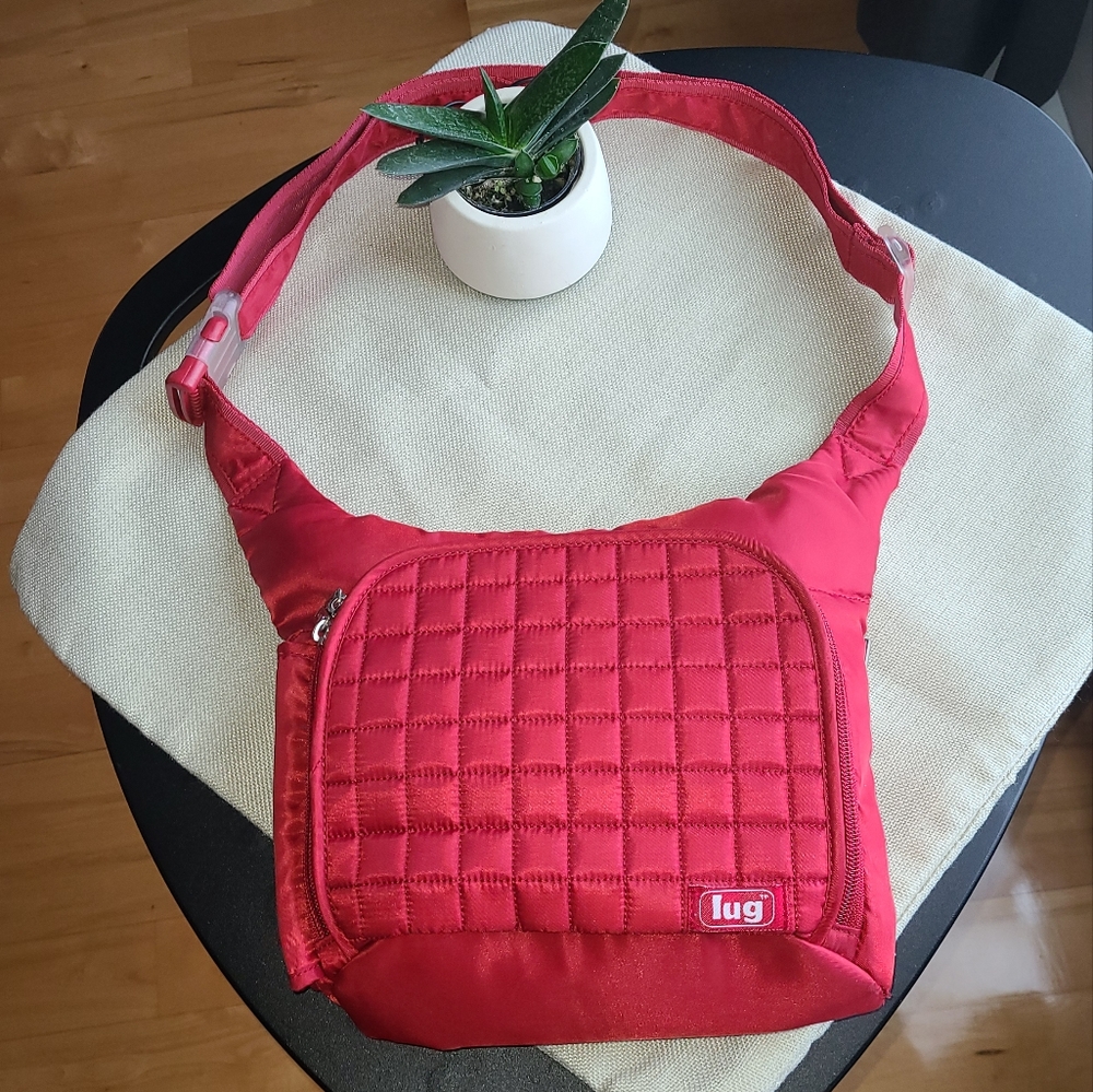 Red Lug bag